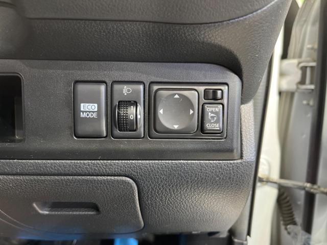 15X SV 禁煙車 純正ナビ スマートキー Bluetooth再生 ETC フォグライト 地デジ プライバシーガラス ヘッドライトレベライザー ドアバイザー 電動格納ミラー(7枚目)