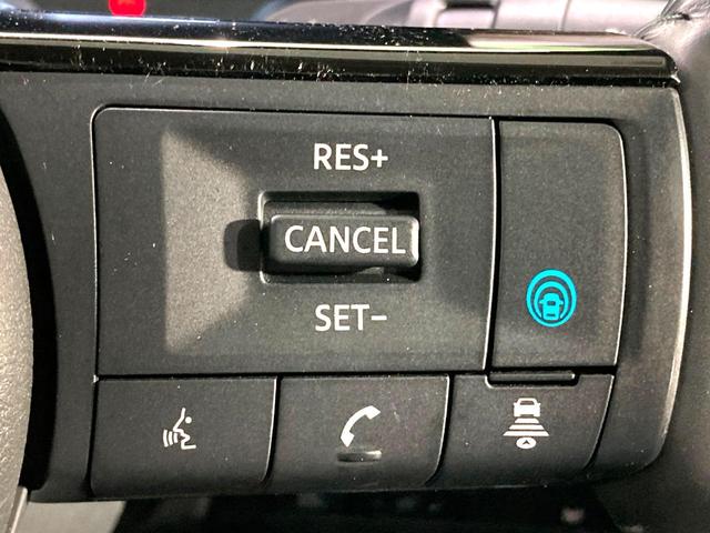 セレナ ｅ－パワー　ハイウェイスターＶ　両側電動ドア　純正１２．３型ディスプレイ　全周囲カメラ　衝突軽減　レーダークルーズ　禁煙車　コーナーセンサー　スマートキー　ＬＥＤヘッド　ＥＴＣ２．０　オートハイビーム　車線逸脱警報　オートライト（5枚目）