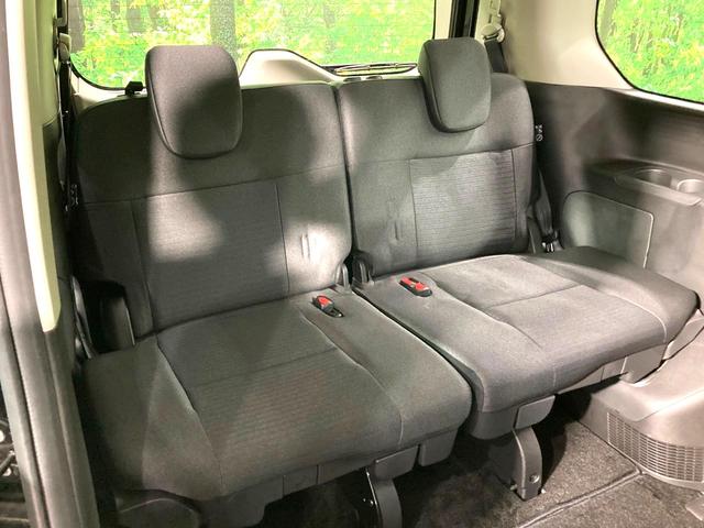 セレナ ｅ－パワー　ハイウェイスターＶ　両側電動ドア　純正１２．３型ディスプレイ　全周囲カメラ　衝突軽減　レーダークルーズ　禁煙車　コーナーセンサー　スマートキー　ＬＥＤヘッド　ＥＴＣ２．０　オートハイビーム　車線逸脱警報　オートライト（10枚目）