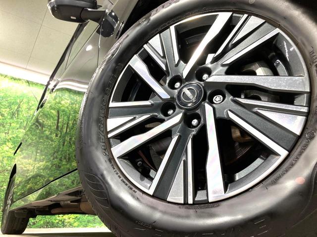 セレナ ｅ－パワー　ハイウェイスターＶ　両側電動ドア　純正１２．３型ディスプレイ　全周囲カメラ　衝突軽減　レーダークルーズ　禁煙車　コーナーセンサー　スマートキー　ＬＥＤヘッド　ＥＴＣ２．０　オートハイビーム　車線逸脱警報　オートライト（13枚目）