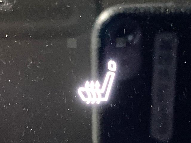 セレナ ｅ－パワー　ハイウェイスターＶ　両側電動ドア　純正１２．３型ディスプレイ　全周囲カメラ　衝突軽減　レーダークルーズ　禁煙車　コーナーセンサー　スマートキー　ＬＥＤヘッド　ＥＴＣ２．０　オートハイビーム　車線逸脱警報　オートライト（63枚目）