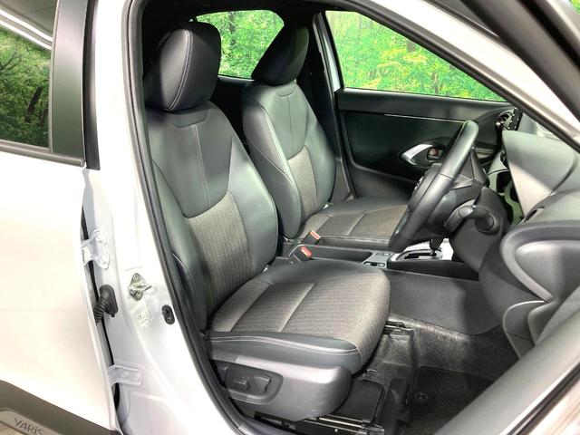 ヤリスクロス Ｚ　純正８型ＤＡ　全周囲カメラ　衝突軽減　レーダークルーズコントロール　ＨＵＤ　ＢＳＭ　ＥＴＣ　ステアリングヒーター　前席シートヒーター　禁煙車　革巻きステアリング　ハーフレザーシートヒーター（8枚目）