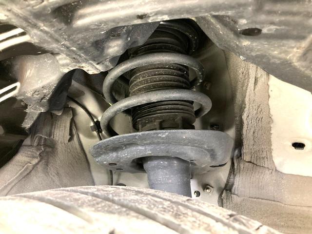 ヤリスクロス Ｚ　純正８型ＤＡ　全周囲カメラ　衝突軽減　レーダークルーズコントロール　ＨＵＤ　ＢＳＭ　ＥＴＣ　ステアリングヒーター　前席シートヒーター　禁煙車　革巻きステアリング　ハーフレザーシートヒーター（20枚目）
