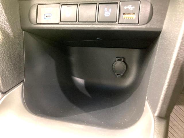 ヤリスクロス Ｚ　純正８型ＤＡ　全周囲カメラ　衝突軽減　レーダークルーズコントロール　ＨＵＤ　ＢＳＭ　ＥＴＣ　ステアリングヒーター　前席シートヒーター　禁煙車　革巻きステアリング　ハーフレザーシートヒーター（54枚目）