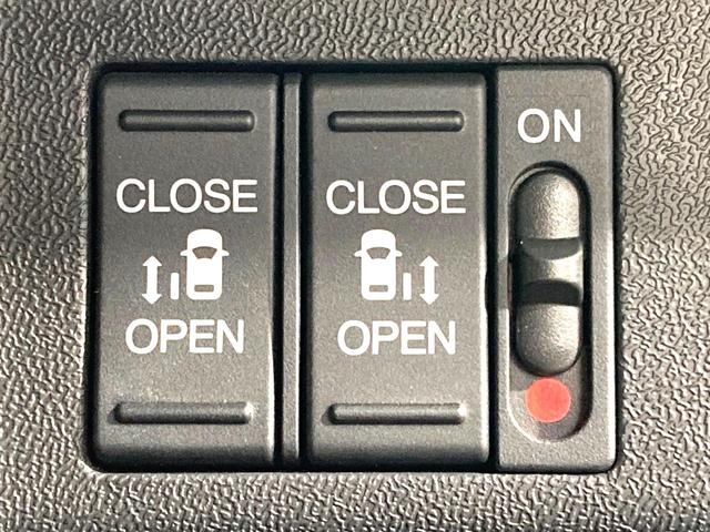 ステップワゴンスパーダ ｅ：ＨＥＶスパーダ　Ｇ　ホンダセンシング　純正１０型ナビ　バックカメラ　両側電動スライドドア　衝突軽減　レーダークルーズコントロール　ＥＴＣ　禁煙車　ＬＥＤヘッドライト＆フォグライト　オートライト　オートエアコン　革巻きステアリング（5枚目）