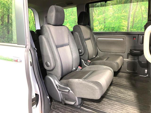 ステップワゴンスパーダ ｅ：ＨＥＶスパーダ　Ｇ　ホンダセンシング　純正１０型ナビ　バックカメラ　両側電動スライドドア　衝突軽減　レーダークルーズコントロール　ＥＴＣ　禁煙車　ＬＥＤヘッドライト＆フォグライト　オートライト　オートエアコン　革巻きステアリング（9枚目）