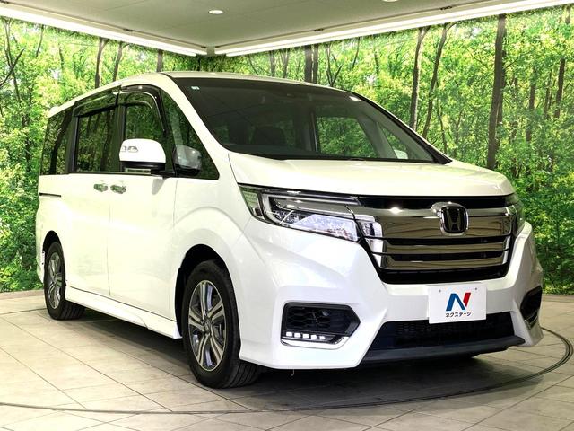 ステップワゴンスパーダ ｅ：ＨＥＶスパーダ　Ｇ　ホンダセンシング　純正１０型ナビ　バックカメラ　両側電動スライドドア　衝突軽減　レーダークルーズコントロール　ＥＴＣ　禁煙車　ＬＥＤヘッドライト＆フォグライト　オートライト　オートエアコン　革巻きステアリング（17枚目）