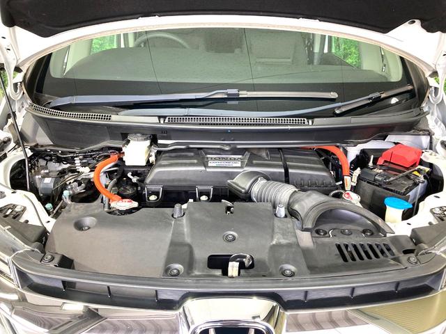 ステップワゴンスパーダ ｅ：ＨＥＶスパーダ　Ｇ　ホンダセンシング　純正１０型ナビ　バックカメラ　両側電動スライドドア　衝突軽減　レーダークルーズコントロール　ＥＴＣ　禁煙車　ＬＥＤヘッドライト＆フォグライト　オートライト　オートエアコン　革巻きステアリング（18枚目）