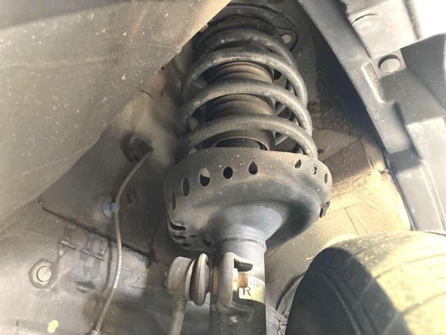 ステップワゴンスパーダ ｅ：ＨＥＶスパーダ　Ｇ　ホンダセンシング　純正１０型ナビ　バックカメラ　両側電動スライドドア　衝突軽減　レーダークルーズコントロール　ＥＴＣ　禁煙車　ＬＥＤヘッドライト＆フォグライト　オートライト　オートエアコン　革巻きステアリング（20枚目）