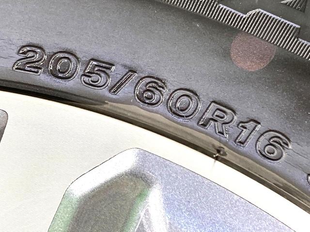 ステップワゴンスパーダ ｅ：ＨＥＶスパーダ　Ｇ　ホンダセンシング　純正１０型ナビ　バックカメラ　両側電動スライドドア　衝突軽減　レーダークルーズコントロール　ＥＴＣ　禁煙車　ＬＥＤヘッドライト＆フォグライト　オートライト　オートエアコン　革巻きステアリング（30枚目）