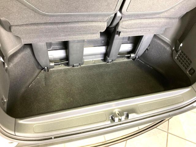 ステップワゴンスパーダ ｅ：ＨＥＶスパーダ　Ｇ　ホンダセンシング　純正１０型ナビ　バックカメラ　両側電動スライドドア　衝突軽減　レーダークルーズコントロール　ＥＴＣ　禁煙車　ＬＥＤヘッドライト＆フォグライト　オートライト　オートエアコン　革巻きステアリング（36枚目）