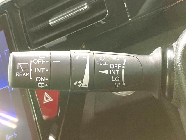 ステップワゴンスパーダ ｅ：ＨＥＶスパーダ　Ｇ　ホンダセンシング　純正１０型ナビ　バックカメラ　両側電動スライドドア　衝突軽減　レーダークルーズコントロール　ＥＴＣ　禁煙車　ＬＥＤヘッドライト＆フォグライト　オートライト　オートエアコン　革巻きステアリング（50枚目）