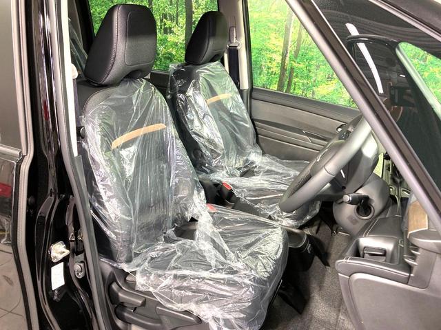 セレナ ｅ－パワー　ハイウェイスターＶ　登録済未使用車　メーカー１２型ナビ　全周囲カメラ　衝突軽減　プロパイロット　両側電動スライドドア　ＥＴＣ　前席中列シートヒーター　ステアリングヒーター　ＢＳＭ　デジタルインナーミラー（8枚目）