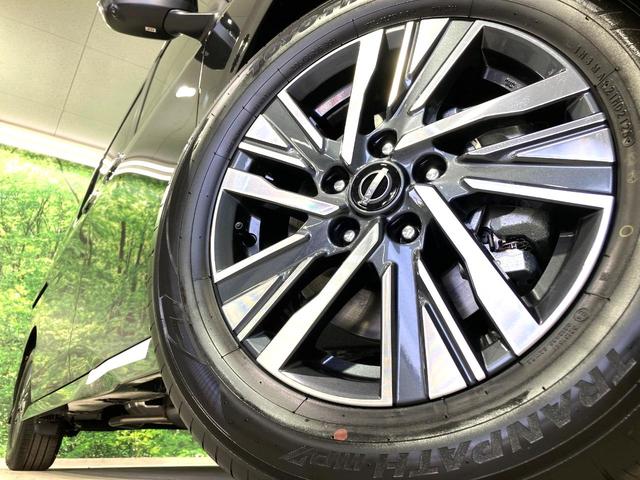 セレナ ｅ－パワー　ハイウェイスターＶ　登録済未使用車　メーカー１２型ナビ　全周囲カメラ　衝突軽減　プロパイロット　両側電動スライドドア　ＥＴＣ　前席中列シートヒーター　ステアリングヒーター　ＢＳＭ　デジタルインナーミラー（14枚目）