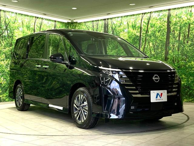 セレナ ｅ－パワー　ハイウェイスターＶ　登録済未使用車　メーカー１２型ナビ　全周囲カメラ　衝突軽減　プロパイロット　両側電動スライドドア　ＥＴＣ　前席中列シートヒーター　ステアリングヒーター　ＢＳＭ　デジタルインナーミラー（17枚目）