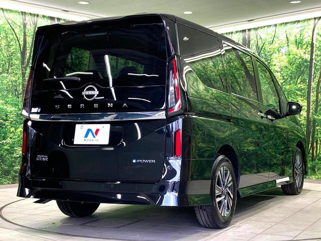 セレナ ｅ－パワー　ハイウェイスターＶ　登録済未使用車　メーカー１２型ナビ　全周囲カメラ　衝突軽減　プロパイロット　両側電動スライドドア　ＥＴＣ　前席中列シートヒーター　ステアリングヒーター　ＢＳＭ　デジタルインナーミラー（26枚目）