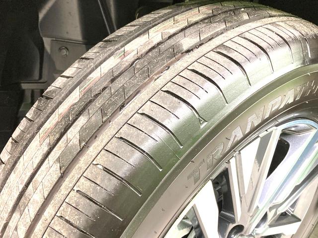 セレナ ｅ－パワー　ハイウェイスターＶ　登録済未使用車　メーカー１２型ナビ　全周囲カメラ　衝突軽減　プロパイロット　両側電動スライドドア　ＥＴＣ　前席中列シートヒーター　ステアリングヒーター　ＢＳＭ　デジタルインナーミラー（32枚目）