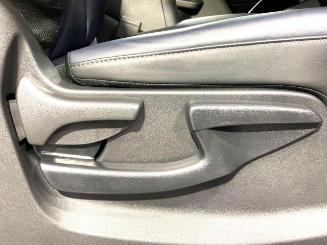 セレナ ｅ－パワー　ルキシオン　メーカー１２型ナビ　全周囲カメラ　後席モニター　両側電動スライドドア　衝突軽減　プロパイロット　前席中列シートヒーター　ステアリングヒーター　ＢＳＭ　ＥＴＣ　ＨＵＤ　デジタルインナーミラー（41枚目）