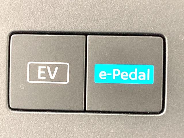 セレナ ｅ－パワー　ルキシオン　メーカー１２型ナビ　全周囲カメラ　後席モニター　両側電動スライドドア　衝突軽減　プロパイロット　前席中列シートヒーター　ステアリングヒーター　ＢＳＭ　ＥＴＣ　ＨＵＤ　デジタルインナーミラー（70枚目）