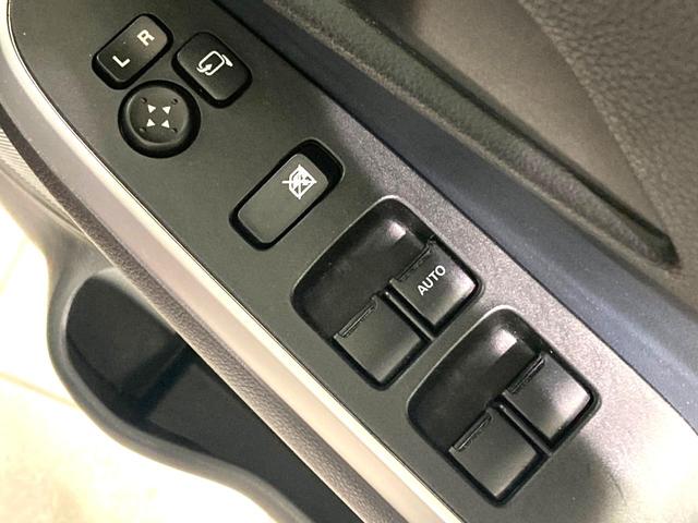 ソリオ ハイブリッドMZ メーカー9型ナビ 全周囲カメラ 両側電動スライドドア 衝突軽減 レーダークルーズコントロール LEDヘッドライト コーナーセンサー オートライト オートエアコン 革巻きステアリング スマートキー(44枚目)