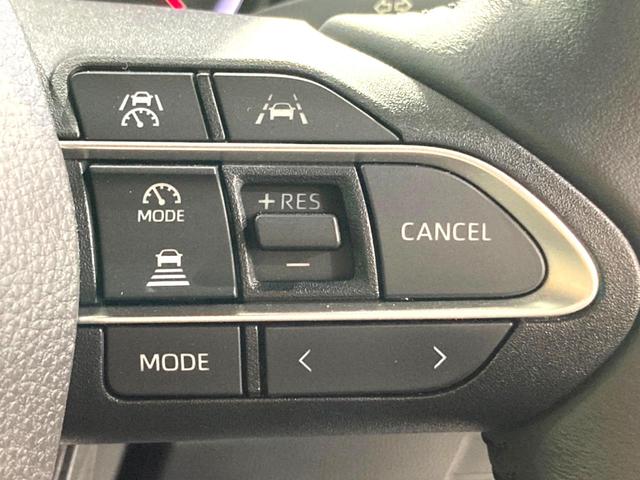 ヴォクシー S-Z 純正10.5型DA 両側電動ドア バックカメラ 衝突軽減 レーダークルーズ 禁煙車 ハーフレザー ドラレコ コーナーセンサー スマートキー LEDヘッド ETC2.0 オートハイビーム 車線逸脱警報(6枚目)