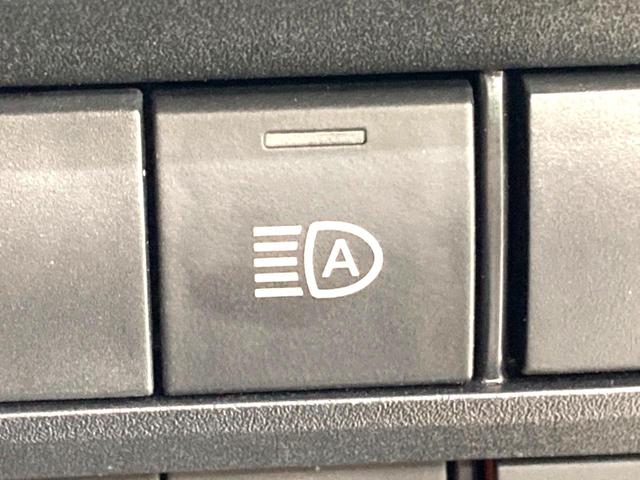 ヴォクシー S-Z 純正10.5型DA 両側電動ドア バックカメラ 衝突軽減 レーダークルーズ 禁煙車 ハーフレザー ドラレコ コーナーセンサー スマートキー LEDヘッド ETC2.0 オートハイビーム 車線逸脱警報(52枚目)