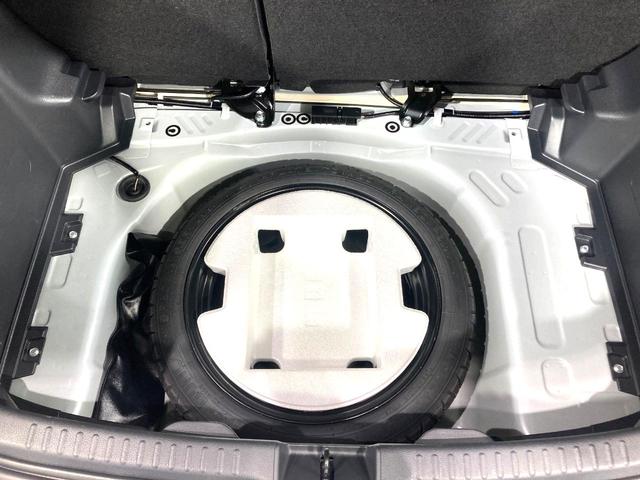 ヤリス X 純正ディスプレイオーディオ バックカメラ 衝突軽減 ETC BSM 禁煙車 オートライト スマートキー&プッシュスタート Bluetooth再生 レーンアシスト オートマチックハイビーム(35枚目)