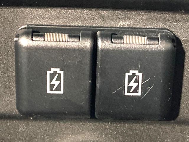 ソリオバンディット ハイブリッドＭＶ　メーカー９型ナビ　全周囲カメラ　両側電動スライドドア　衝突軽減　レーダークルーズコントロール　前席シートヒーター　ＥＴＣ　ＨＵＤ　ＬＥＤヘッドライト＆フォグライト　スマートキー　革巻きステアリング（61枚目）