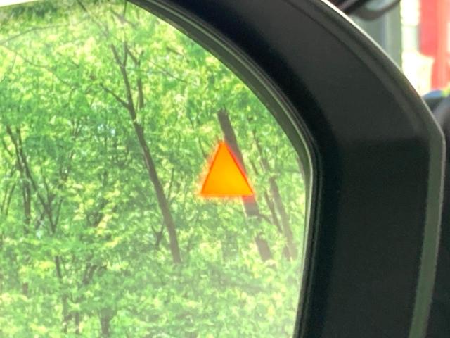 セレナ e-パワー ハイウェイスターV 登録済未使用車 両側電動ドア メーカー12型ナビ 全周囲カメラ 衝突被害軽減システム プロパイロット ETC BSM LEDヘッドライト&フォグライト オートハイビーム リアオートエアコン(6枚目)