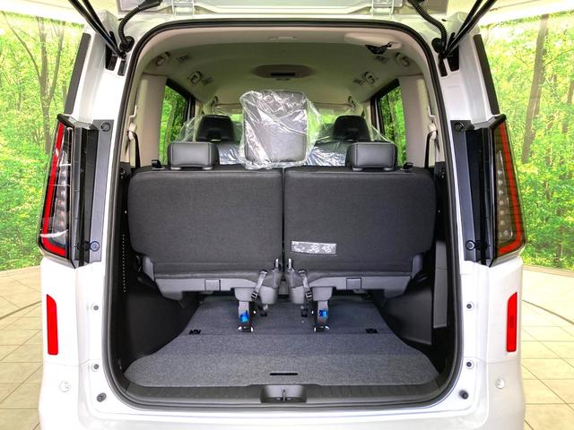 セレナ e-パワー ハイウェイスターV 登録済未使用車 両側電動ドア メーカー12型ナビ 全周囲カメラ 衝突被害軽減システム プロパイロット ETC BSM LEDヘッドライト&フォグライト オートハイビーム リアオートエアコン(34枚目)