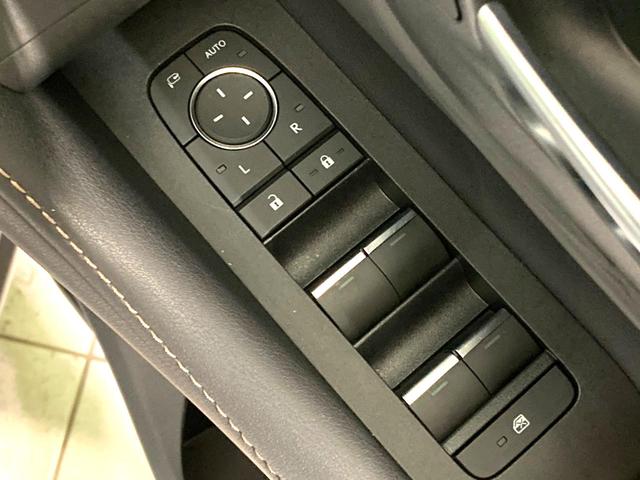 アルファードハイブリッド Z ガラスルーフ 純正14型ナビ 全周囲カメラ 後席モニター 両側電動スライドドア 衝突軽減 レーダークルーズ BSM HUD ETC デジタルインナーミラー パワーバックドア パワーシート(49枚目)