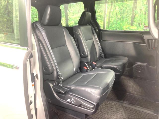 エスクァイア Ｇｉ　ブラックテーラード　両側電動ドア　純正１０型ナビ　バックカメラ　衝突被害軽減システム　禁煙車　スマートキー　ＬＥＤヘッド　ビルトインＥＴＣ　クルコン　オートハイビーム　オートライト　デュアルエアコン　純正１５インチアルミ（8枚目）