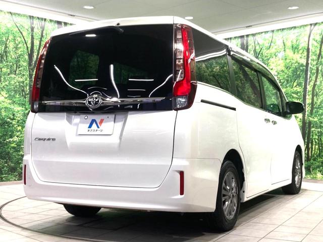 エスクァイア Ｇｉ　ブラックテーラード　両側電動ドア　純正１０型ナビ　バックカメラ　衝突被害軽減システム　禁煙車　スマートキー　ＬＥＤヘッド　ビルトインＥＴＣ　クルコン　オートハイビーム　オートライト　デュアルエアコン　純正１５インチアルミ（17枚目）