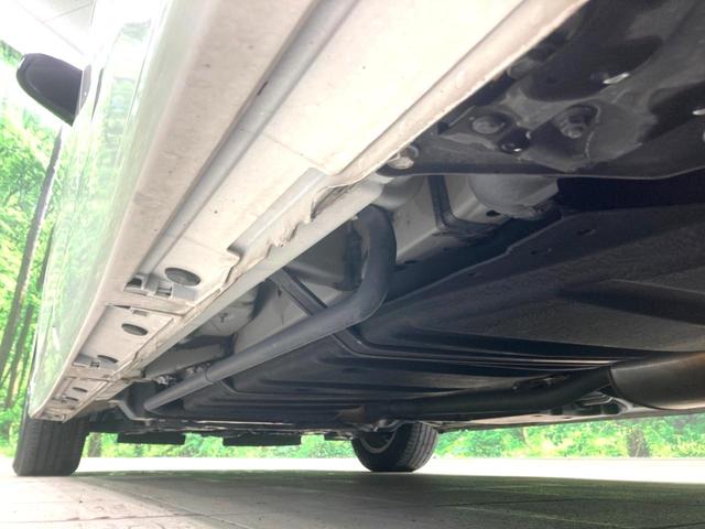 エスクァイア Ｇｉ　ブラックテーラード　両側電動ドア　純正１０型ナビ　バックカメラ　衝突被害軽減システム　禁煙車　スマートキー　ＬＥＤヘッド　ビルトインＥＴＣ　クルコン　オートハイビーム　オートライト　デュアルエアコン　純正１５インチアルミ（27枚目）