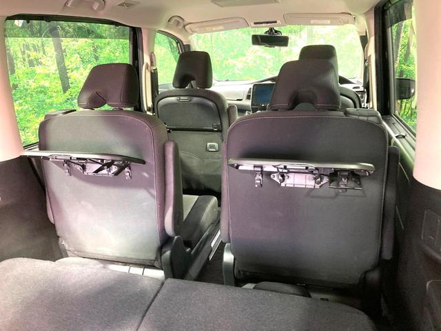 セレナ ｅ－パワー　ハイウェイスターＶ　純正１０型ナビ　全周囲カメラ　後席モニター　両側電動スライドドア　衝突軽減　プロパイロット　ＥＴＣ　ＢＳＭ　デジタルインナーミラー　前席シートヒーター　リアオートエアコン　革巻きステアリング（34枚目）