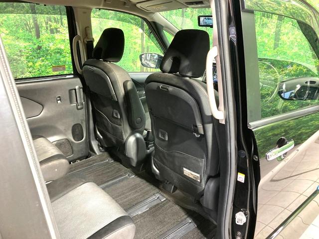 セレナ ｅ－パワー　ハイウェイスターＶ　純正１０型ナビ　全周囲カメラ　後席モニター　両側電動スライドドア　衝突軽減　プロパイロット　ＥＴＣ　ＢＳＭ　デジタルインナーミラー　前席シートヒーター　リアオートエアコン　革巻きステアリング（39枚目）