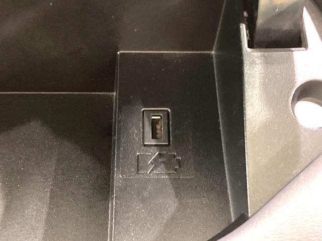 セレナ ｅ－パワー　ハイウェイスターＶ　純正１０型ナビ　全周囲カメラ　後席モニター　両側電動スライドドア　衝突軽減　プロパイロット　ＥＴＣ　ＢＳＭ　デジタルインナーミラー　前席シートヒーター　リアオートエアコン　革巻きステアリング（59枚目）