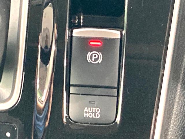 セレナ ｅ－パワー　ハイウェイスターＶ　純正１０型ナビ　全周囲カメラ　後席モニター　両側電動スライドドア　衝突軽減　プロパイロット　ＥＴＣ　ＢＳＭ　デジタルインナーミラー　前席シートヒーター　リアオートエアコン　革巻きステアリング（60枚目）