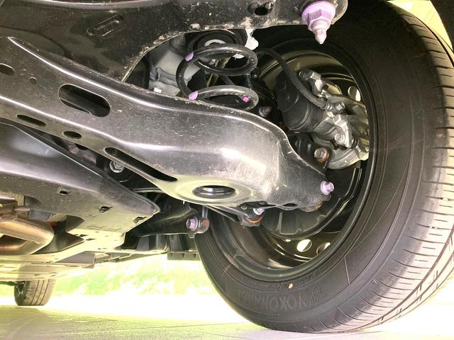 プリウス X 純正8型DA バックカメラ 衝突軽減 レーダークルーズ 禁煙車 コーナーセンサー スマートキー LEDヘッド ETC2.0 オートハイビーム 車線逸脱警報 オートライト オートエアコン(28枚目)