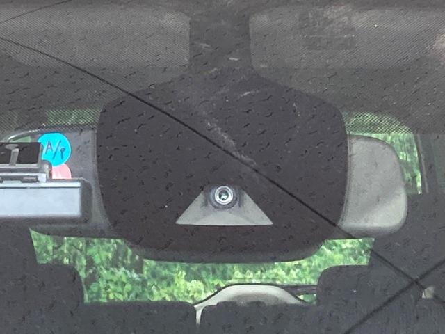 セレナ e-パワー ハイウェイスターV 両側電動ドア 純正10型ナビ 全周囲カメラ 衝突被害軽減システム レーダークルーズ 禁煙車 コーナーセンサー スマートキー LEDヘッド ビルトインETC オートハイビーム 車線逸脱警報 オートライト(68枚目)