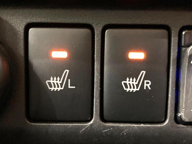 トール Ｇ　リミテッドＩＩ　ＳＡＩＩＩ　純正９型ナビ　全周囲カメラ　両側電動スライドドア　衝突軽減　禁煙車　ＥＴＣ　前席シートヒーター　ＬＥＤヘッドライト＆フォグライト　クルーズコントロール　革巻きステアリング　オートマチックハイビーム（7枚目）