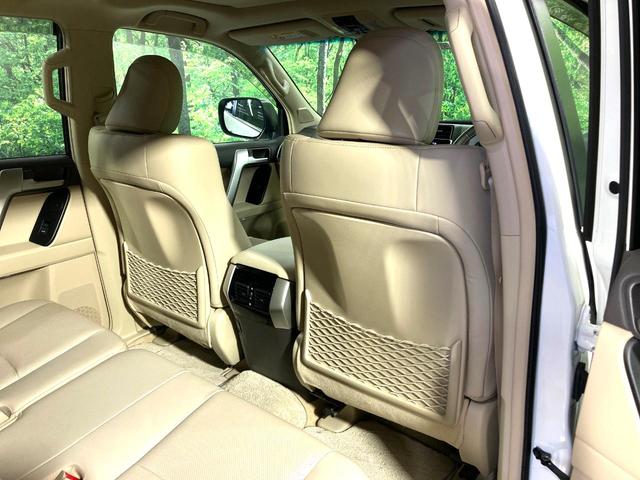 ランドクルーザープラド ＴＸ　Ｌパッケージ　マットブラックエディション　サンルーフ　メーカー９型ナビ　全周囲カメラ　寒冷地仕様　衝突軽減　レーダークルーズコントロール　ベージュレザーシート　ＢＳＭ　ＥＴＣ　３列シート　シートベンチレーション　パワーシート（62枚目）