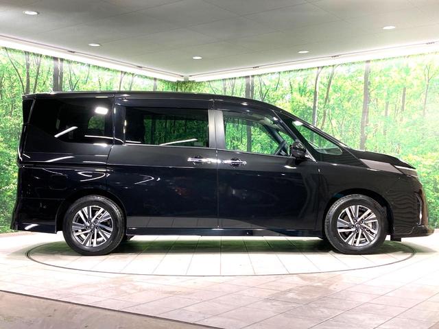 セレナ e-パワー ルキシオン 純正エアロ 純正12.3型ディスプレイ 両側電動ドア 全周囲カメラ プロパイロット 禁煙車 レザーシート コーナーセンサー スマートキー LEDヘッド ETC 純正16インチアルミ オートライト(22枚目)