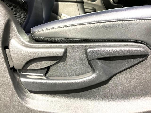 セレナ e-パワー ルキシオン 純正エアロ 純正12.3型ディスプレイ 両側電動ドア 全周囲カメラ プロパイロット 禁煙車 レザーシート コーナーセンサー スマートキー LEDヘッド ETC 純正16インチアルミ オートライト(45枚目)