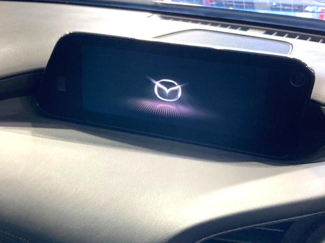 ＭＡＺＤＡ３ファストバック ２０Ｓプロアクティブ　ツーリングセレクション　マツダコネクトナビ　全周囲カメラ　ＢＯＳＥ　衝突被害軽減システム　レーダークルーズ　禁煙車　パワーシート　ドラレコ　コーナーセンサー　スマートキー　ＬＥＤヘッド　ビルトインＥＴＣ　純正１８インチアルミ（4枚目）