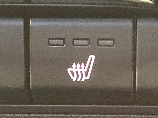 ＭＡＺＤＡ３ファストバック ２０Ｓプロアクティブ　ツーリングセレクション　マツダコネクトナビ　全周囲カメラ　ＢＯＳＥ　衝突被害軽減システム　レーダークルーズ　禁煙車　パワーシート　ドラレコ　コーナーセンサー　スマートキー　ＬＥＤヘッド　ビルトインＥＴＣ　純正１８インチアルミ（7枚目）