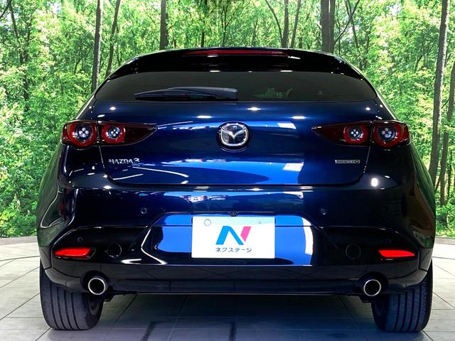 ＭＡＺＤＡ３ファストバック ２０Ｓプロアクティブ　ツーリングセレクション　マツダコネクトナビ　全周囲カメラ　ＢＯＳＥ　衝突被害軽減システム　レーダークルーズ　禁煙車　パワーシート　ドラレコ　コーナーセンサー　スマートキー　ＬＥＤヘッド　ビルトインＥＴＣ　純正１８インチアルミ（16枚目）