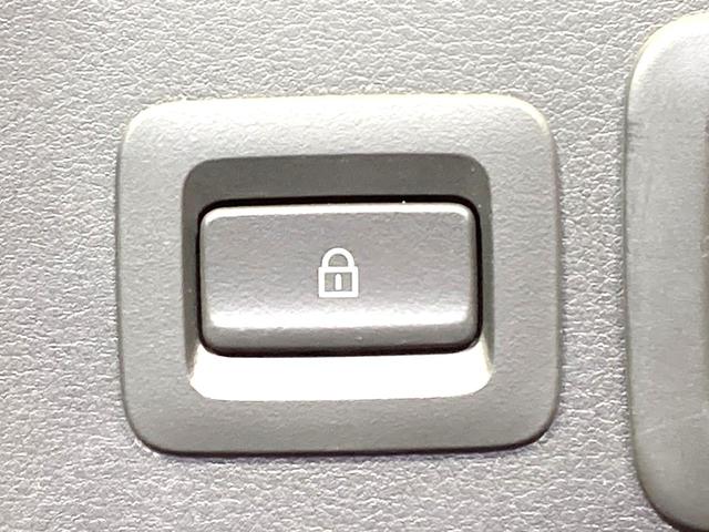 ＭＡＺＤＡ３ファストバック ２０Ｓプロアクティブ　ツーリングセレクション　マツダコネクトナビ　全周囲カメラ　ＢＯＳＥ　衝突被害軽減システム　レーダークルーズ　禁煙車　パワーシート　ドラレコ　コーナーセンサー　スマートキー　ＬＥＤヘッド　ビルトインＥＴＣ　純正１８インチアルミ（52枚目）