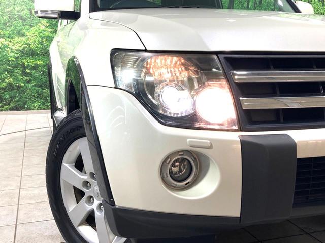 パジェロ ショート　ＶＲ－ＩＩ　サンルーフ　純正ナビ　バックカメラ　寒冷地仕様　禁煙車　クルーズコントロール　シートヒーター　パワーシート　ドラレコ　スマートキー　ＨＩＤ　ＥＴＣ　純正１８インチアルミ　オートライト　オートエアコン（11枚目）