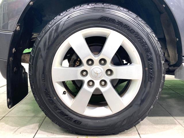 パジェロ ショート　ＶＲ－ＩＩ　サンルーフ　純正ナビ　バックカメラ　寒冷地仕様　禁煙車　クルーズコントロール　シートヒーター　パワーシート　ドラレコ　スマートキー　ＨＩＤ　ＥＴＣ　純正１８インチアルミ　オートライト　オートエアコン（32枚目）